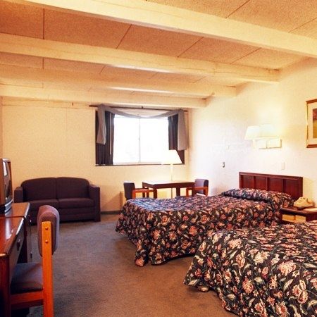 Conley Resort Butler Room photo